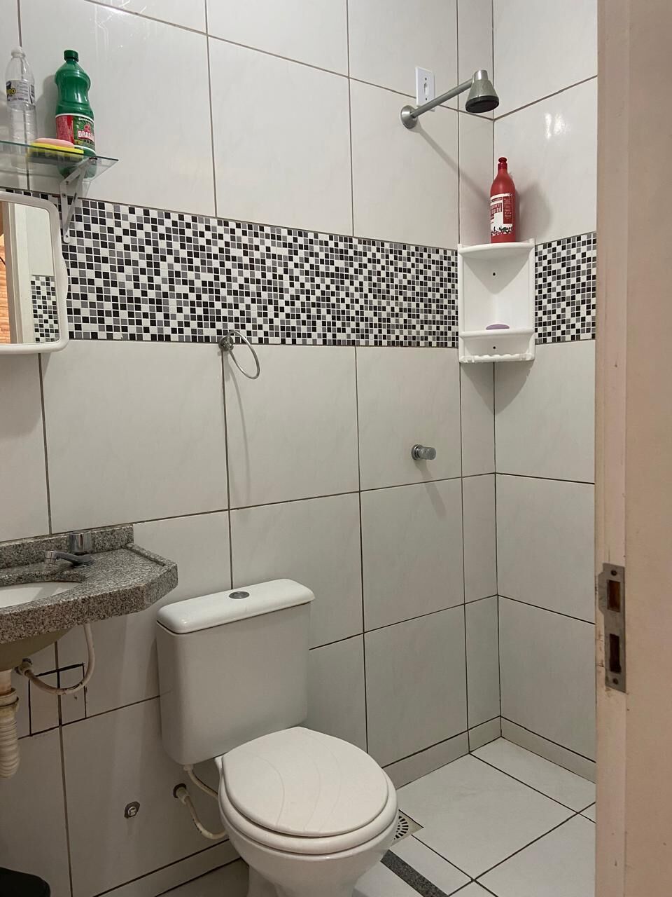 Douche, papier toilette