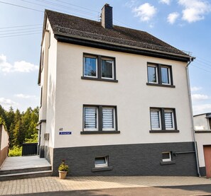 Exterior - Modern Vacation Rental in Idar-Oberstein (Algenrodt) (Idar-Oberstein)