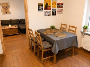 Dining - Modern Vacation Rental in Idar-Oberstein (Algenrodt) (Idar-Oberstein)