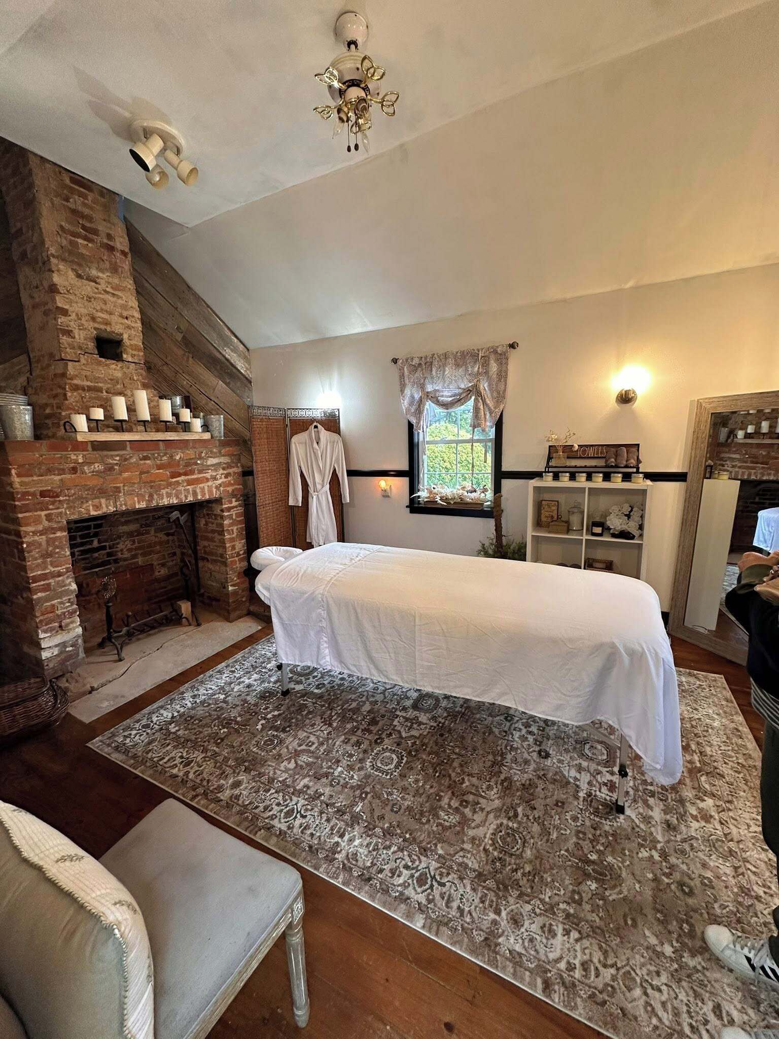 Hot stone massages, deep-tissue massages, Swedish massages