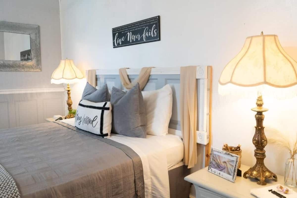 Chiffon Notes Deluxe Double Room, Mountain View | Iron/ironing board (on request), WiFi (free)