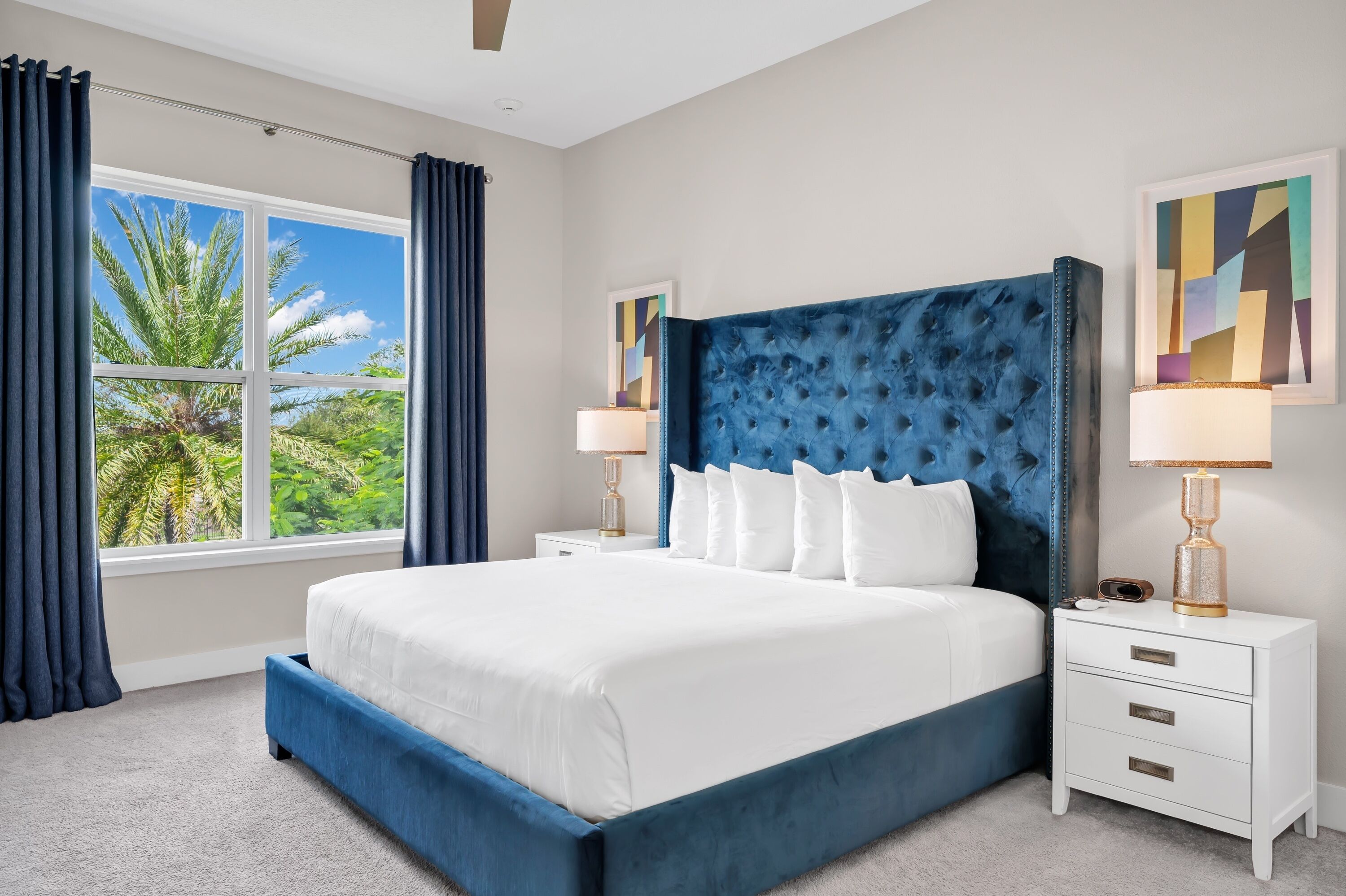 8 Schlafzimmer, Zimmersafe, Bügeleisen/Bügelbrett, Reisekinderbett