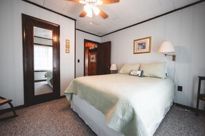 2 bedrooms, WiFi, bed sheets