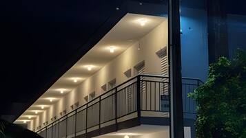 Eenvoudige studio | Exterieur