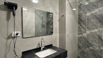 Apartment, 2 Schlafzimmer, barrierefrei, Raucher | Badezimmer