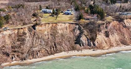 Lake Michigan Retreat! Beautiful Views & Amazing Amenities