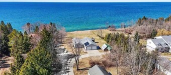 Lake Michigan Retreat! Beautiful Views & Amazing Amenities