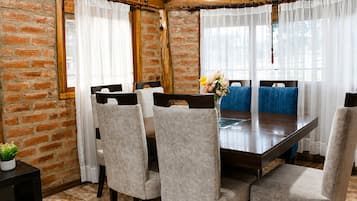 Family Cabin, Balcony, Mountain View | Dining room