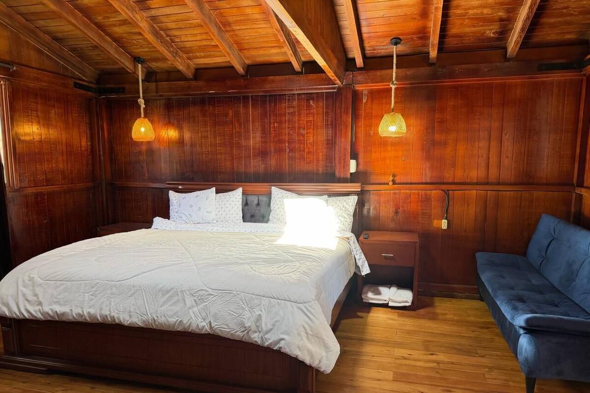 Cubrecamas, wifi gratis y ropa de cama 
