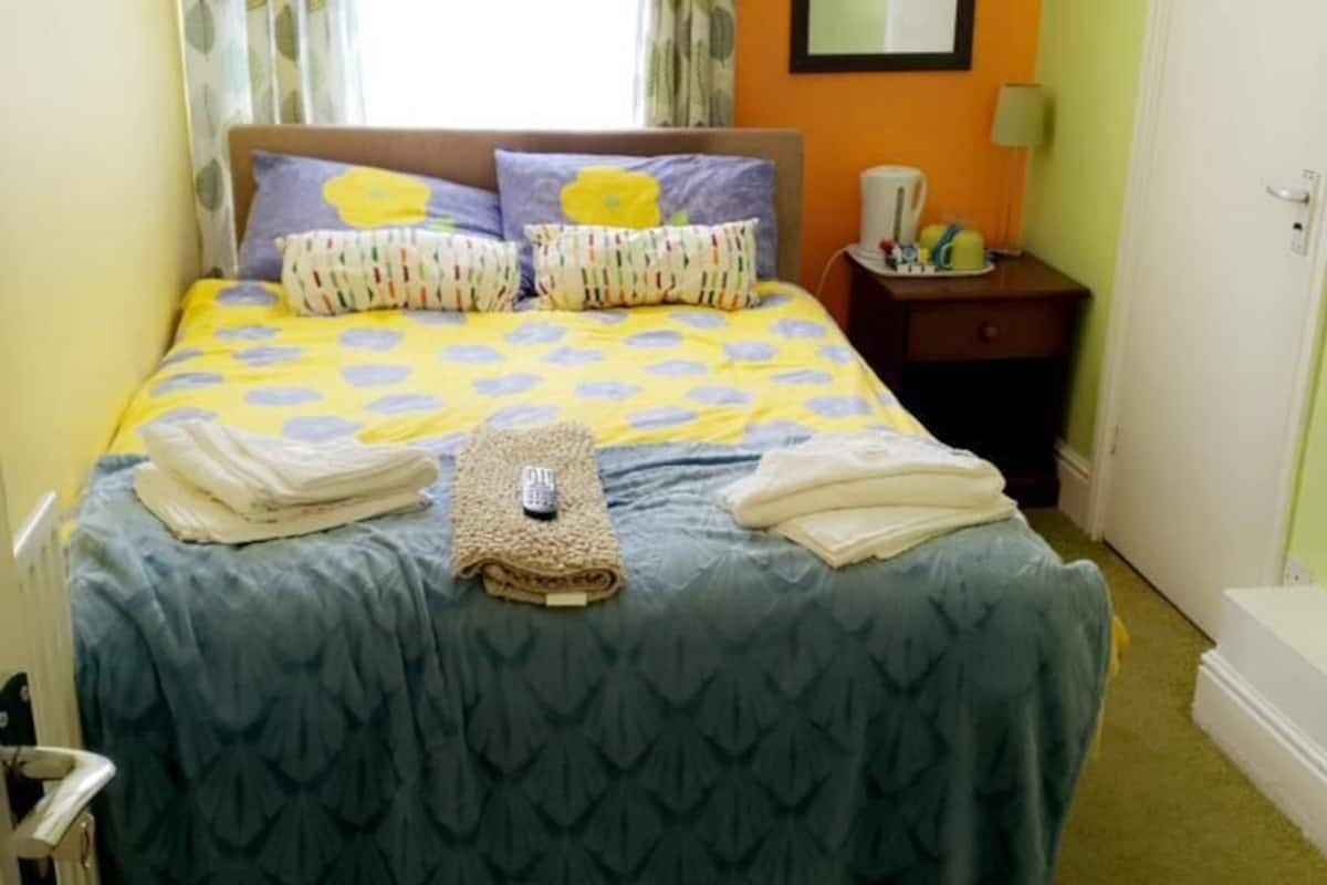 Deluxe Double Room, Garden View | WiFi (free)