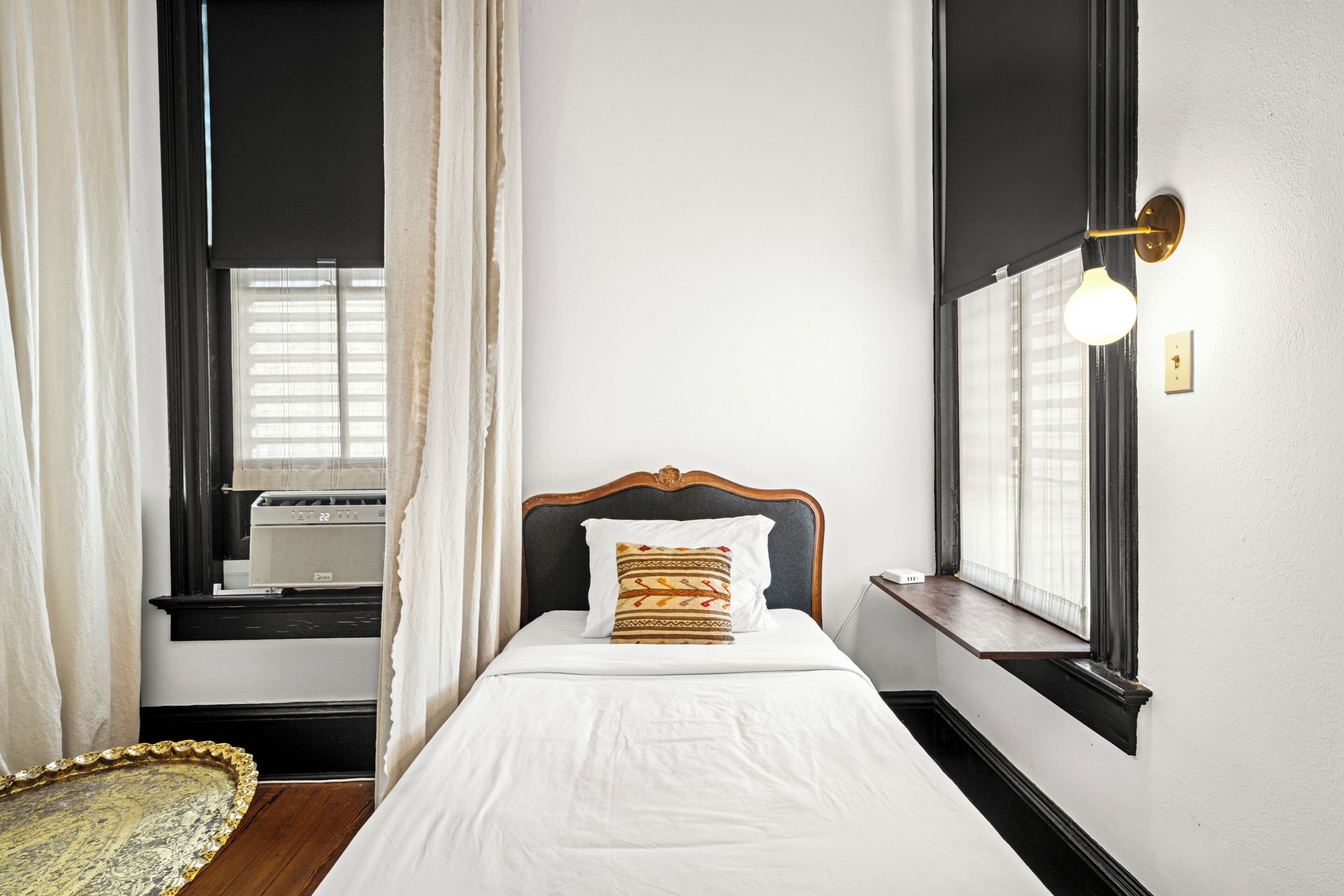 Habitación económica con 1 cama doble o 2 individuales | Sábanas de algodón egipcio y ropa de cama de alta calidad