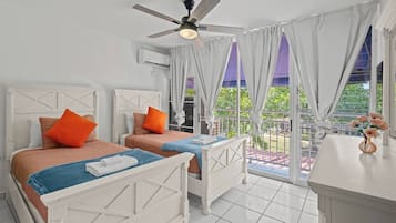 3 habitaciones, escritorio, tabla de planchar con plancha y wifi