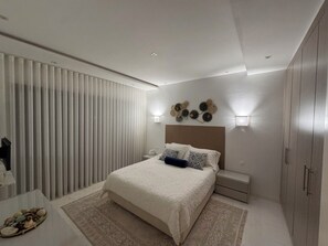 1 bedroom, iron/ironing board, WiFi (free), bed sheets - Indulge in luxury right where the Mediterranean begins! (Nabeul‎)