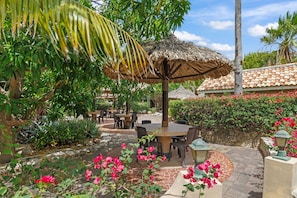Outdoor dining - New! Oceanfront escape with stunning sea, bay and hillside views. (Westpunt)