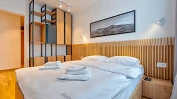 Superior appartement | Hypoallergeen beddengoed, een bureau, gratis wifi