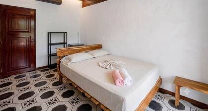 Private Room with AC in the Heart of Santa Teresa