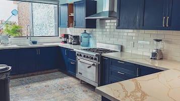 Luxury Villa, Balcony, Pool View | Private kitchen