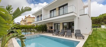Casa Floresta - Private Pool Retreat