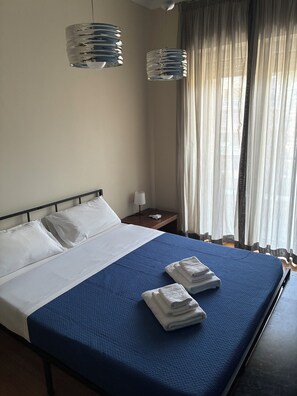 3 Schlafzimmer, Bügeleisen/Bügelbrett, WLAN, Bettwäsche