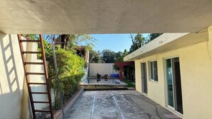 Unclassified image, 2 of 7, button - House with a Private Pool (Centro)