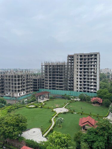 3-bedroom apartment in Agra