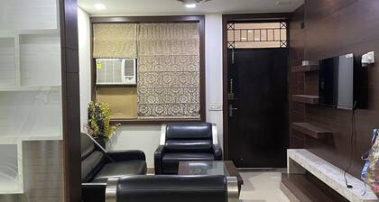 3-bedroom apartment in Agra