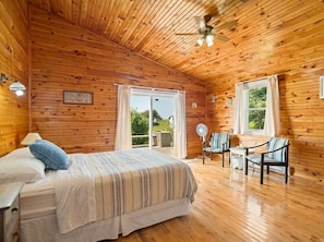 5 bedrooms, iron/ironing board, WiFi, bed sheets