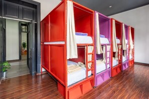 Standard Shared Dormitory | In-room safe, blackout curtains, soundproofing - Hostel Bemaro Mexico City (Ciudad de México)