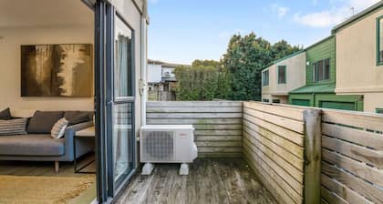 Vibrant Family 2BR Townhouse with Air-Con and Deck