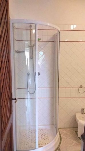 Bathroom - Residenza Villa Spagnola Adults Only (Parghelia)