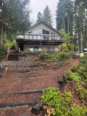 Exterior - Quiet 2-bedroom house getaway on Haven Lake (Tahuya)