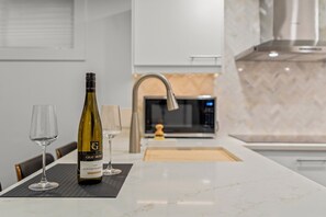 Dining - Blue Spruce Den Vernon - Stay Cozy. Play Wild. (Vernon)