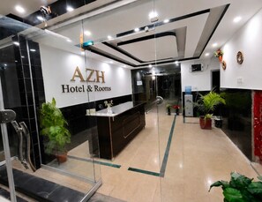 Lobby - AZH Hotel & Rooms (Islamabad)