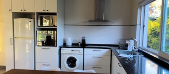 Enjoyable 1-bedroom house with AC in charming Mercedes