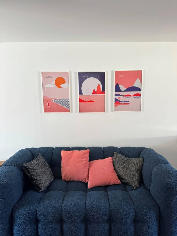 Living area - Blue Pink | Cozy Apartment in Championnet (Grenoble)
