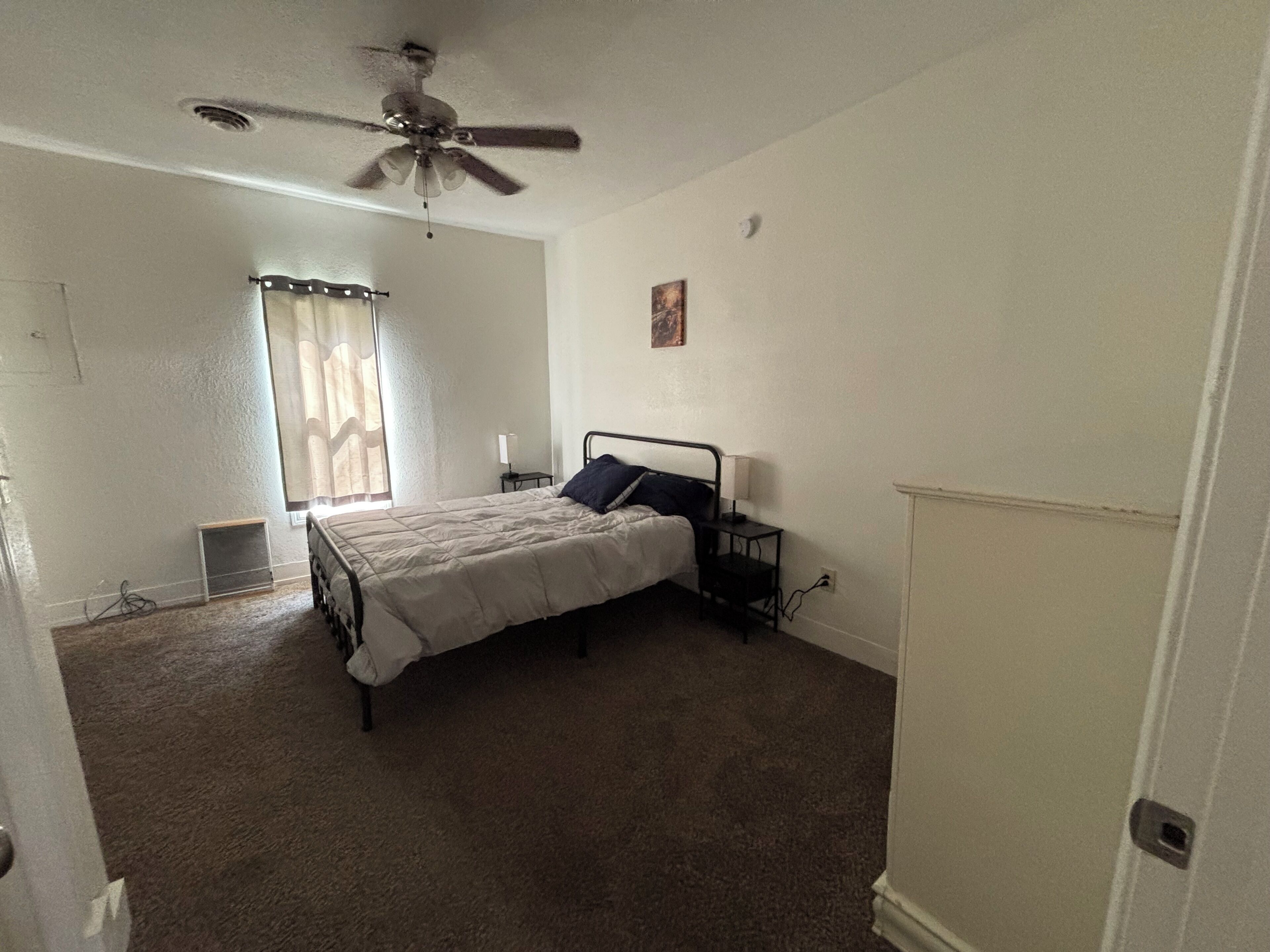 2 bedrooms, WiFi (free), bed sheets