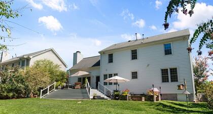 5 Bedroom Immaculate & Stylish Home in Quiet Area