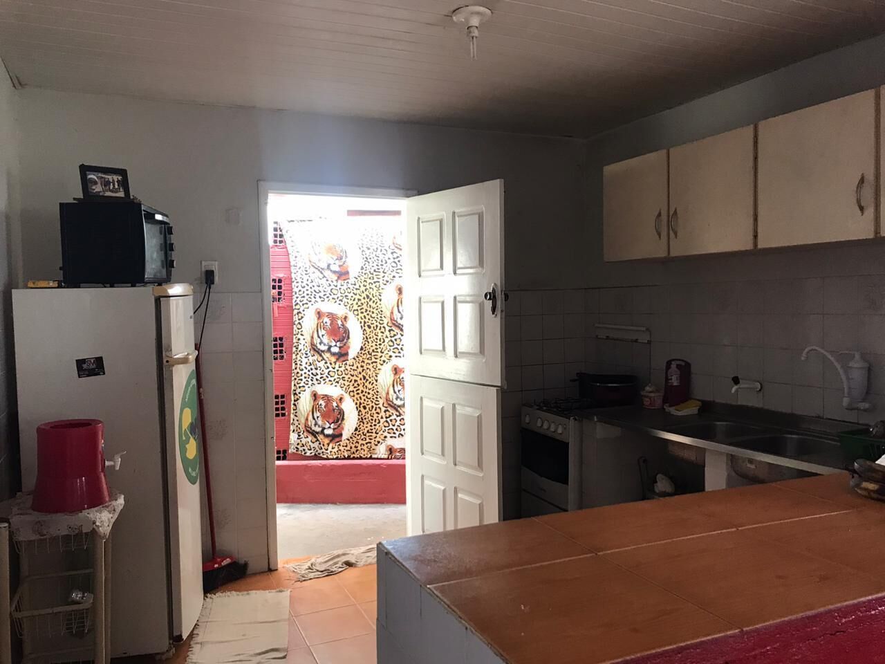 Phòng Suite tiện nghi đơn giản, 2 phòng ngủ, cạnh bãi biển | Bếp riêng | Lò nướng 