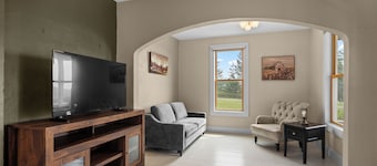 3-bedroom house in perfect Gladstone with cool comfort