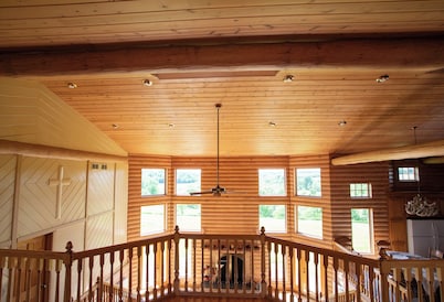 Second Heaven Lodge Southern Iowa Escape