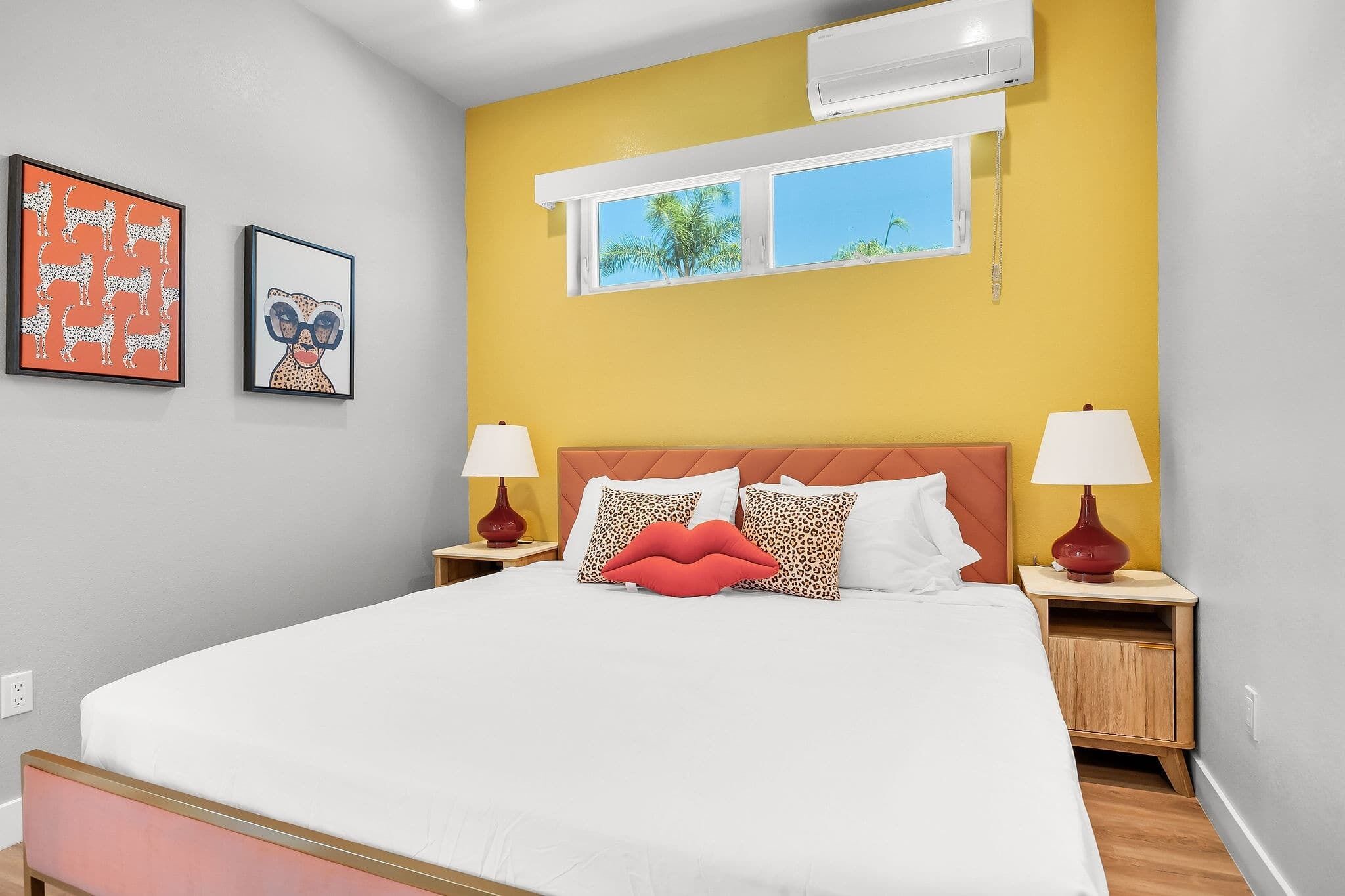 2 bedrooms, desk, iron/ironing board, travel crib