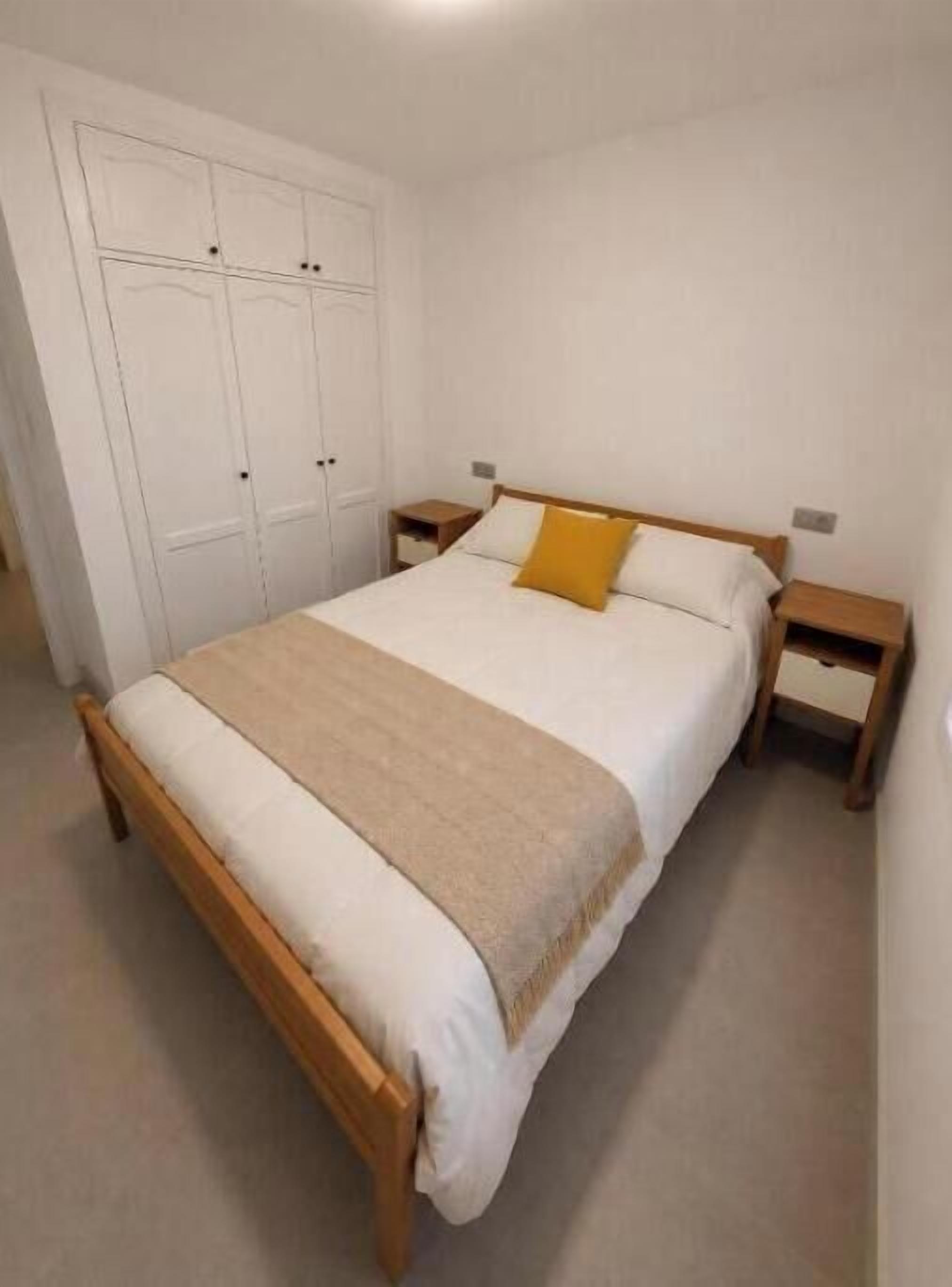 2 bedrooms
