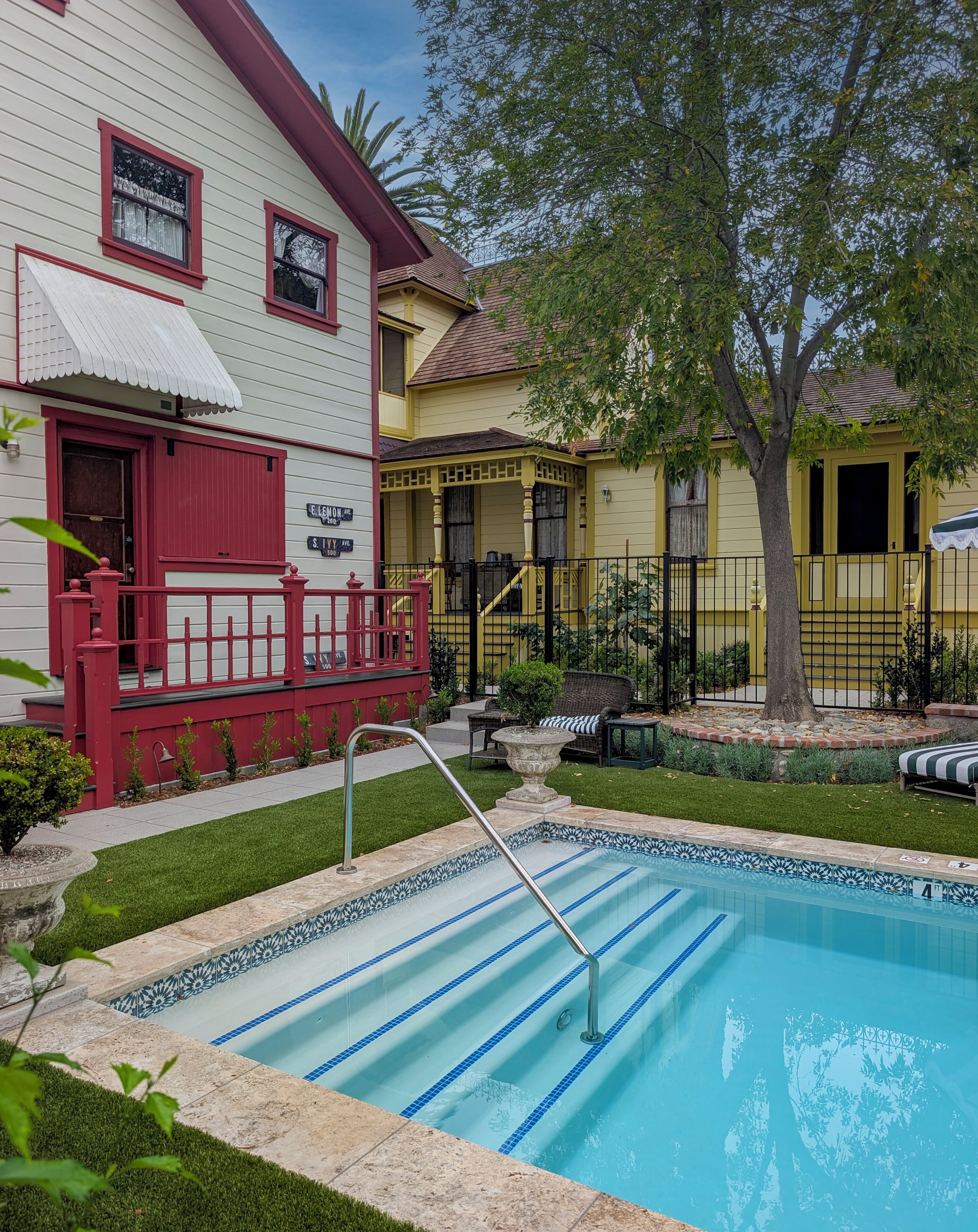 Outdoor pool, open 10:00 AM to 9:00 PM, pool umbrellas, sun loungers