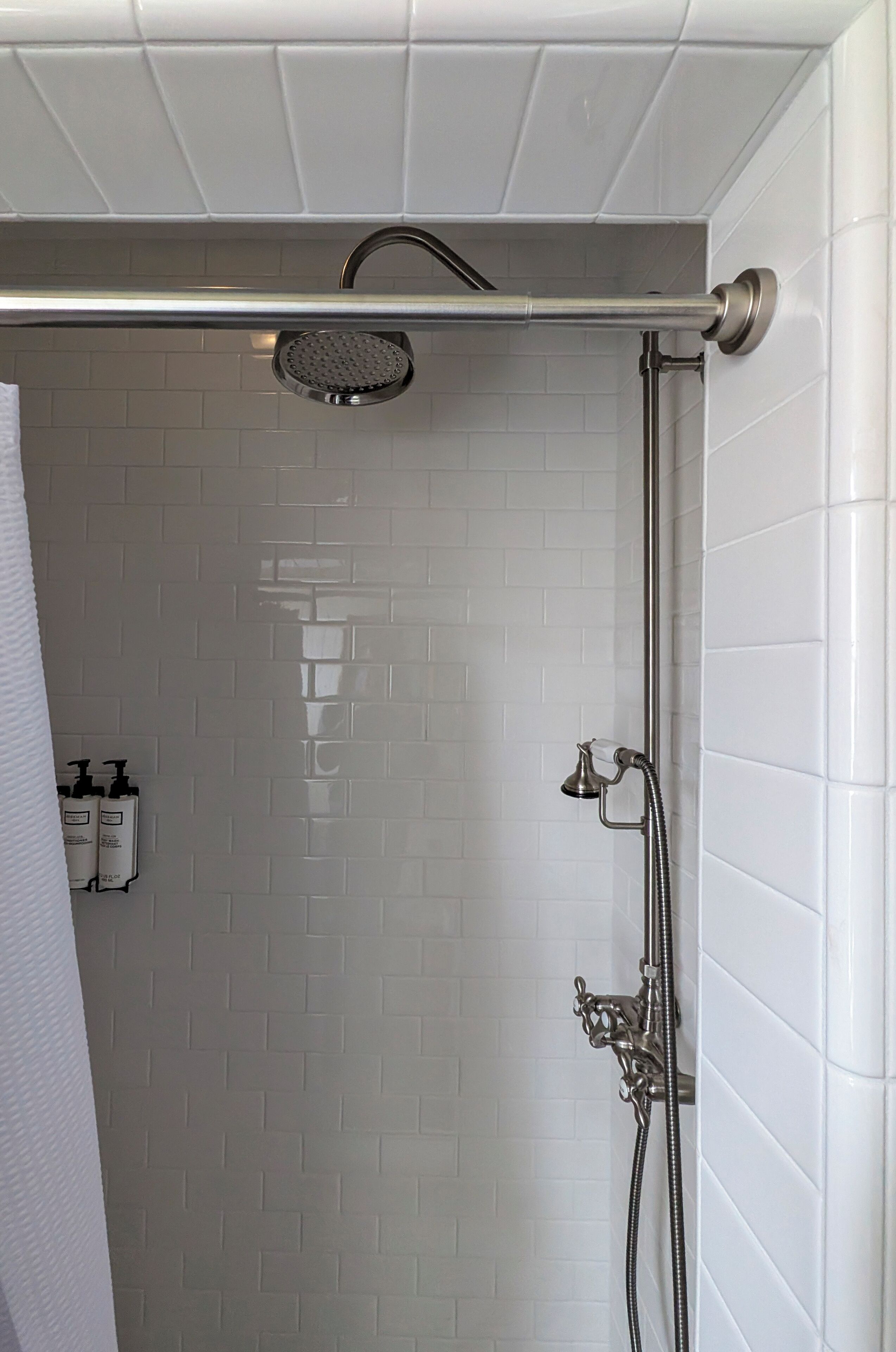 Chambre Double Classique, salle de bains privée, vue jardin | Salle de bain