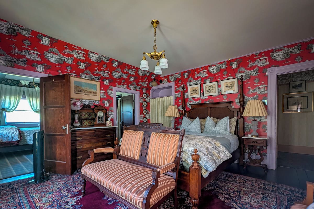 Family Triple Room, Multiple Beds, Garden View | Premium bedding, down comforters, pillowtop beds, desk