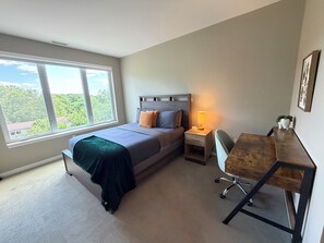 Deluxe Apartment - The George Modern 2BR (Ann Arbor)