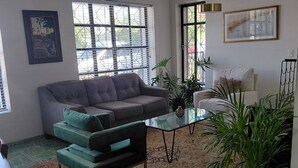 Smart TV - The Museum Mansion in the Downtown Area (La Paz)