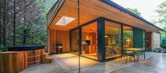 New-The Cedar House-Your Private Coastal Retreat!