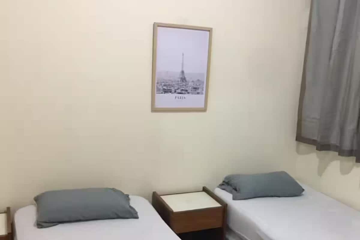Basic Twin Room