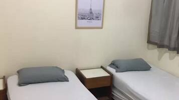 Chambre avec lits jumeaux | Wi-Fi gratuit
